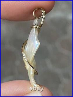10.40ct Baroque Fresh Water Pearl Pendant Set In Forged 14k Yellow Gold Total Wt