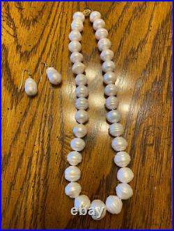 10K Yellow Gold Fresh Water LARGE BAROQUE PEARL NECKLACE & EARRINGS SET 10K Yellow Gold Fresh Water LARGE BAROQUE PEARL NECKLACE & EARRINGS SET