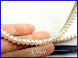 10kt ygold freshwater cultured pearl set necklace/brac/earrings sz 18inlg 5mm rd