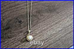 14 K Yellow Gold Necklace Set With A Pearl In Basket Chain 9.5'' Chain Is Fine