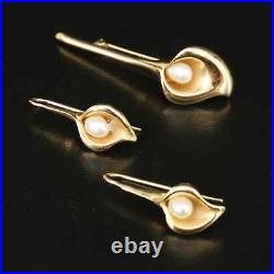 14K Gold Pearl Cala Lily Brooch and Earring Set 14K Gold Pearl Cala Lily Brooch and Earring Set