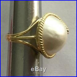 14K Yellow Gold Mabe Blister Pearl Bezel Set Statement Ring Size 5 1/2 10 Grams