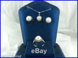 14Kt White Gold & Diamond Pearl Jewelery Set with Earrings, Ring, Chain & Pendant