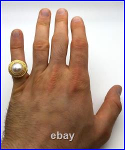 14k Made in Italy Gold Ring set with 12.5mm cultured Pearl Size 7