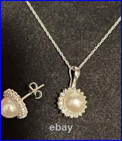 14k Solid White Gold Cultured Pearl Natural Diamond Necklace Earrings Set