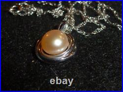 14k Solid White Gold Round Pearl Pendant/ Necklace + 14k Rnd Pearl Post Earrings 14k Solid White Gold Round Pearl Pendant/ Necklace + 14k Rnd Pearl Post Earrings