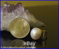 14k Yellow Gold Bezel Set Mabe Button Pearl Wide Cigar 13mm Band Ring Size 5.5