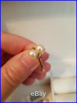 14k gold cultured pearl set necklace, bracelet, earrings and ring & jewelry box