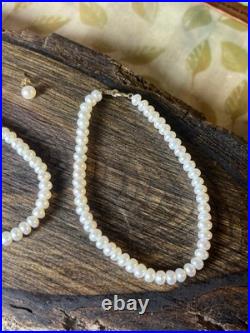 14kt Gold Freshwater Cultured Pearls Bracelet Earrings & Necklace Set V494 14kt Gold Freshwater Cultured Pearls Bracelet Earrings & Necklace Set V494
