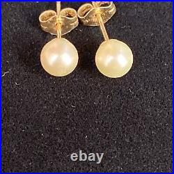 14kt Gold Pearl Ring Size 8 And Earring Set