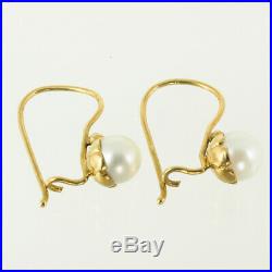 18k Elegant Contemporary Freshwater Pearl Drop Earrings with Yellow Gold Setting