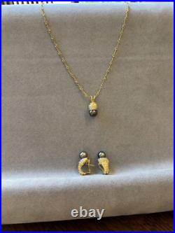 18k Gold Black Pearl Earrings With Matching Black Pearl Pendant With Diamonds