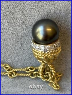 18k Gold Black Pearl Earrings With Matching Black Pearl Pendant With Diamonds
