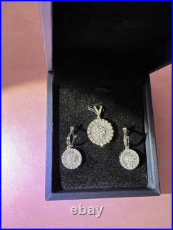 18k White Gold Dangle Drop Earrings And Pendant Set
