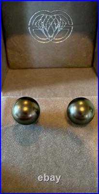 18k White Gold Tahitian Dark Grey Round Pearl Stud Earrings withMatching Necklace 18k White Gold Tahitian Dark Grey Round Pearl Stud Earrings withMatching Necklace