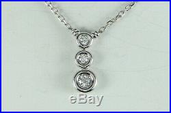 $2,040 Scott Kay 18K White Gold 3 Round Diamond Bezel Set Drop Pendant Necklace