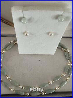 28sophisticated Gold, Jade and cultured pearl necklace set