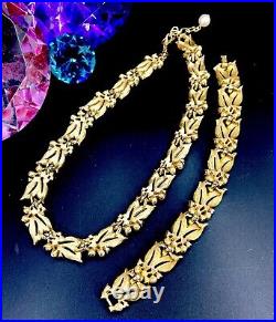 60's Crown Trifari Gold-tone Faux Pearl Rhinestone Floral Necklace Bracelet Set
