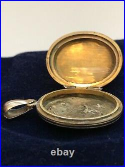 9ct BK&FT Gold Anique Victorian Locket With A Flower Set With Seed Pearls
