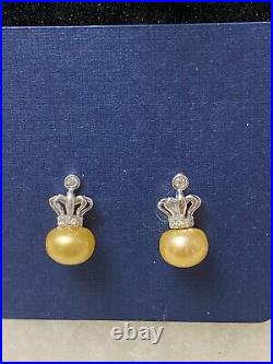 Amazing Golden Akoya South Sea Pearls Necklace And Earrings In A Silver Setting