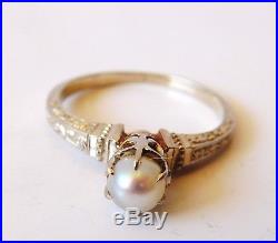 Antique Art Deco 14k White Gold Pearl RingEtched Hand Chased Tall Claw Setting