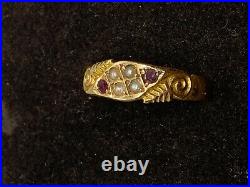 Antique Vintage Georgian 15 CT Gold Ring set with pearls and rubies Size R