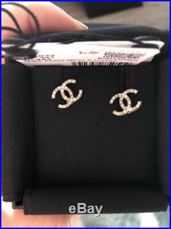 Authentic CHANEL 20C Charms CC Crystal & Pearl stud earrings. NEW! Full Set