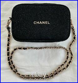 BNIB 2021 CHANEL Clean Slate Skincare Holiday Gift Pouch Set with Gold Chain