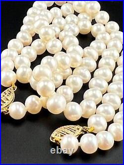 Beautiful Pearl Necklace and Bracelet set with 14k gold clasps 18 and 7.5