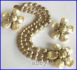 Beautiful Vintage Miriam Haskell Bracelet Earring SetPearls/RS/Gold ToneSigned