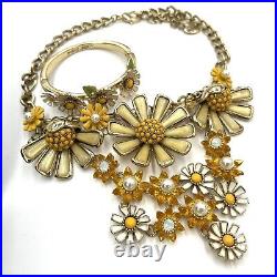 Betsey Johnson Daisy Flower Child Yellow / Gold Pearl Necklace & Bracelet Set
