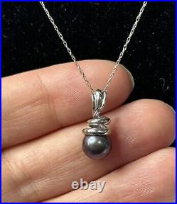 Black Pearl Set In 10k Solid White Gold Pendent On 18 Chain Necklace