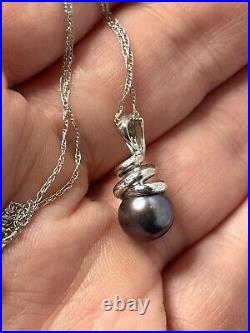 Black Pearl Set In 10k Solid White Gold Pendent On 18 Chain Necklace