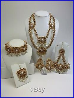 Bridal Jewellery Pakistani Gold Tone Set with Pearls and Stone Work