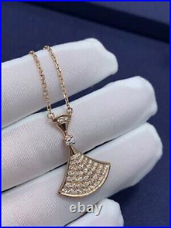 Bvlgari DIVAS' DREAM necklace 18k Gold With pendant mom of pearl set diamond
