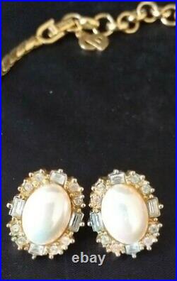 CHRISTIAN DIOR Gold Tone Faux Pearl&Clear Stones Earrings & Necklace Set j41