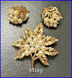 CROWN TRIFARI Gold Tone Faux Pearl Rhinestone LEAVES Earrings & Brooch Pin Set