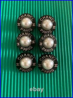 Chanel Authentic Buttons Large. 22mm set of 6
