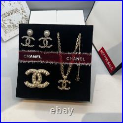 Chanel perfume Novelty VIP Gift Earring Jewellery Set New Pearl Gold