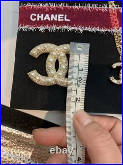 Chanel perfume Novelty VIP Gift Earring Jewellery Set New Pearl Gold