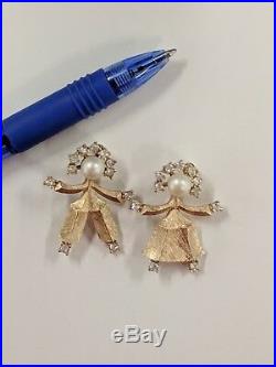 Crown Trifari Gold Tone Boy Girl Jon & Metze Rhinestones Pearls Brooch Pin Set