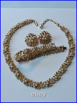 Crown Trifari Parure Set Necklace Bracelet Earrings Gold Plate Faux Pearls