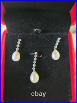 Cultured Pearl Drop Earrings And Pendant Set In 14k White Gold Cultured Pearl Drop Earrings And Pendant Set In 14k White Gold