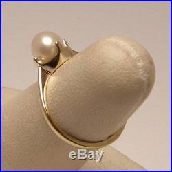 Cultured Pearl Solitaire Ring Set in 14K Yellow Gold