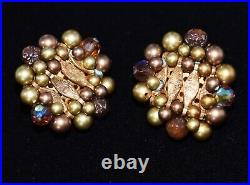 Delightful KRAMER Dangling Rhinestone and Pearl Deep GOLDTONE Necklace & ER Set