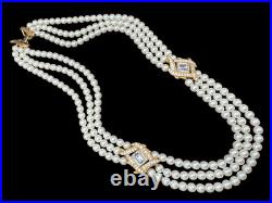 Estate Vintage Trifari Faux Pearl & Diamond Necklace & Earring Set Gold Tone Estate Vintage Trifari Faux Pearl & Diamond Necklace & Earring Set Gold Tone