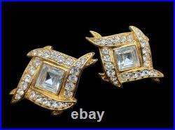 Estate Vintage Trifari Faux Pearl & Diamond Necklace & Earring Set Gold Tone Estate Vintage Trifari Faux Pearl & Diamond Necklace & Earring Set Gold Tone