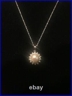 Fresh Water Pearl Pendant With Pave Set Diamonds (Chain Included)10k White Gold