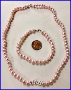 Genuine Freshwater Cultured Pearls necklace, bracelet, earring set 10k gold Genuine Freshwater Cultured Pearls necklace, bracelet, earring set 10k gold