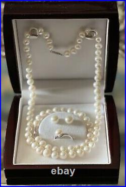 Genuine Pearl & White Gold Set (Ring, Necklace, Earrings & Bracelet Included)